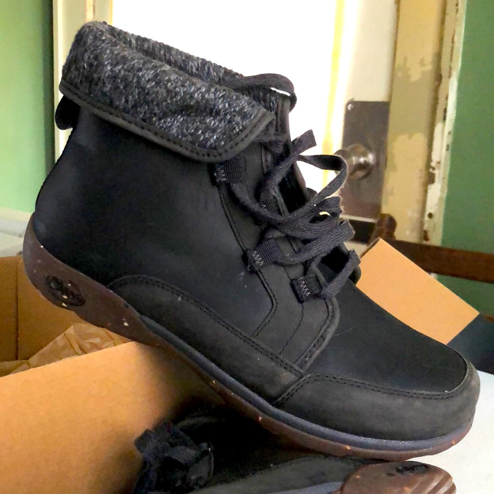 Chaco Barbary boot